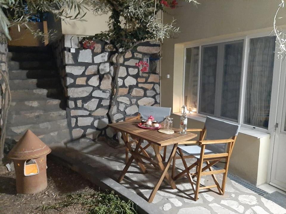 Quiet, Colourful Home In Cyclades Adiata ภายนอก รูปภาพ