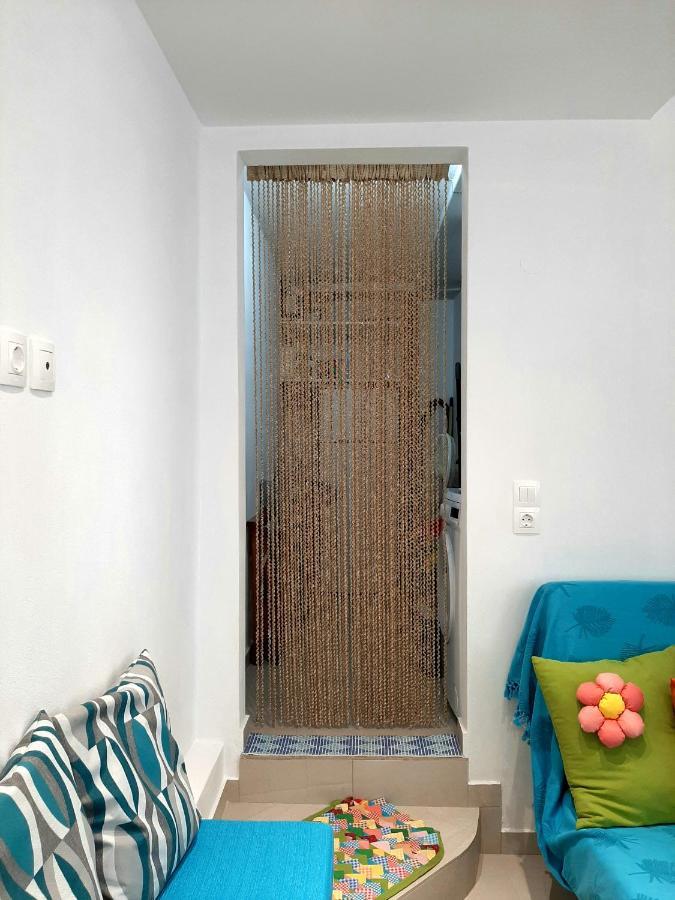 Quiet, Colourful Home In Cyclades Adiata ภายนอก รูปภาพ