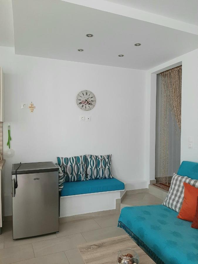 Quiet, Colourful Home In Cyclades Adiata ภายนอก รูปภาพ